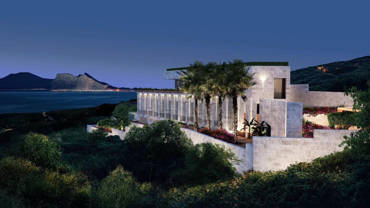 Casa de 4 Dormitorios y 6 Baños en venta en San Roque