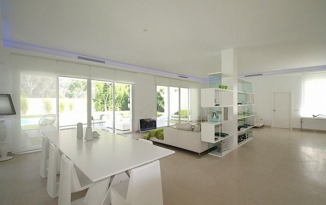 Casa de 5 Dormitorios y 4 Baños en alquiler vacacional en Guadalmina Baja, San Pedro de Alcántara