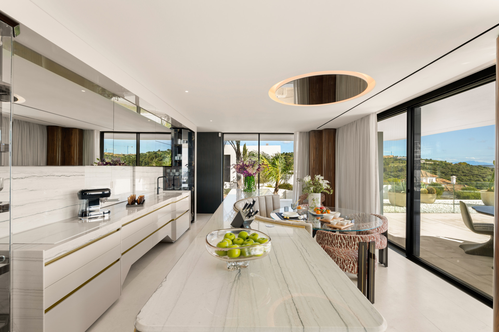 Casa de 6 Dormitorios y 8 Baños en venta en La Reserva, Sotogrande