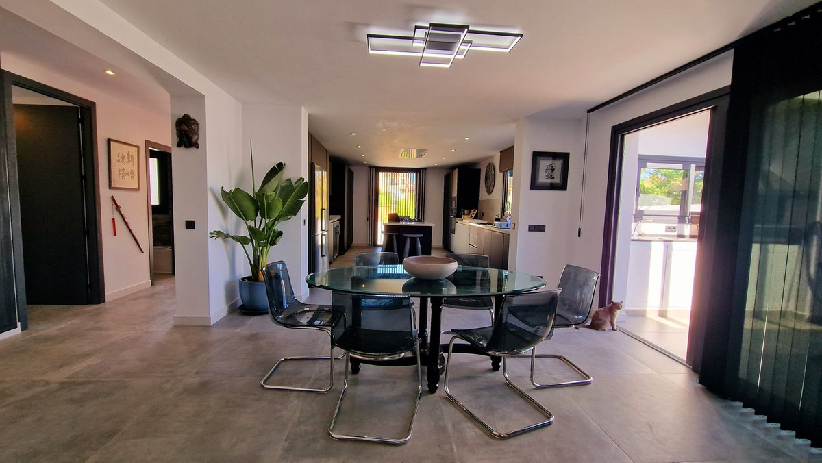 Casa de 3 Dormitorios en venta en San Pedro de Alcántara