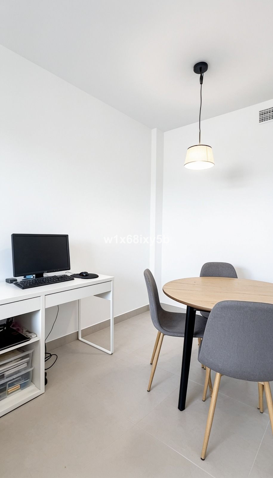 Piso de 2 Dormitorios y 2 Baños en venta en Mijas