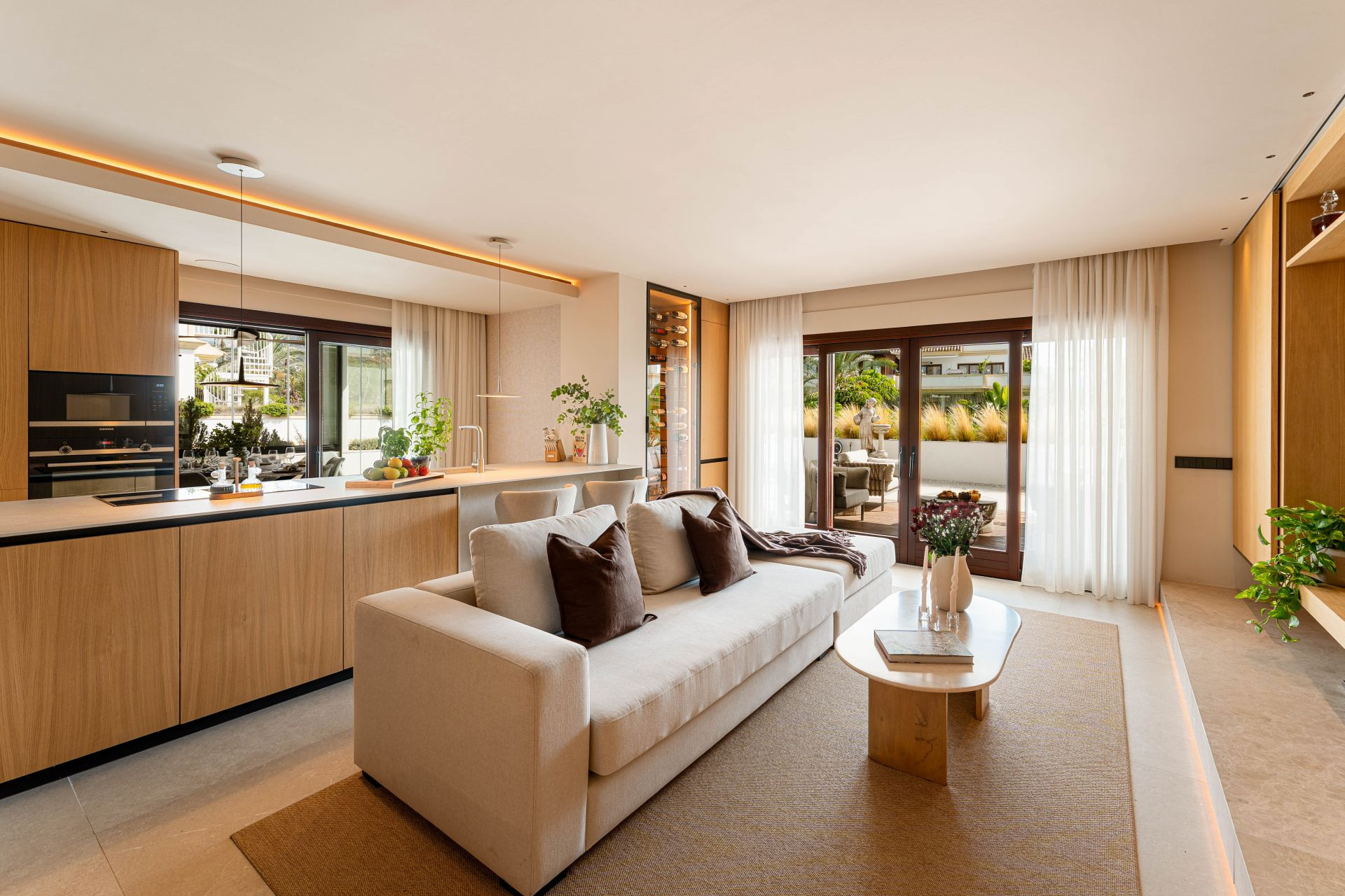 Ático de 3 Dormitorios y 3 Baños en venta en Milla de Oro, Marbella