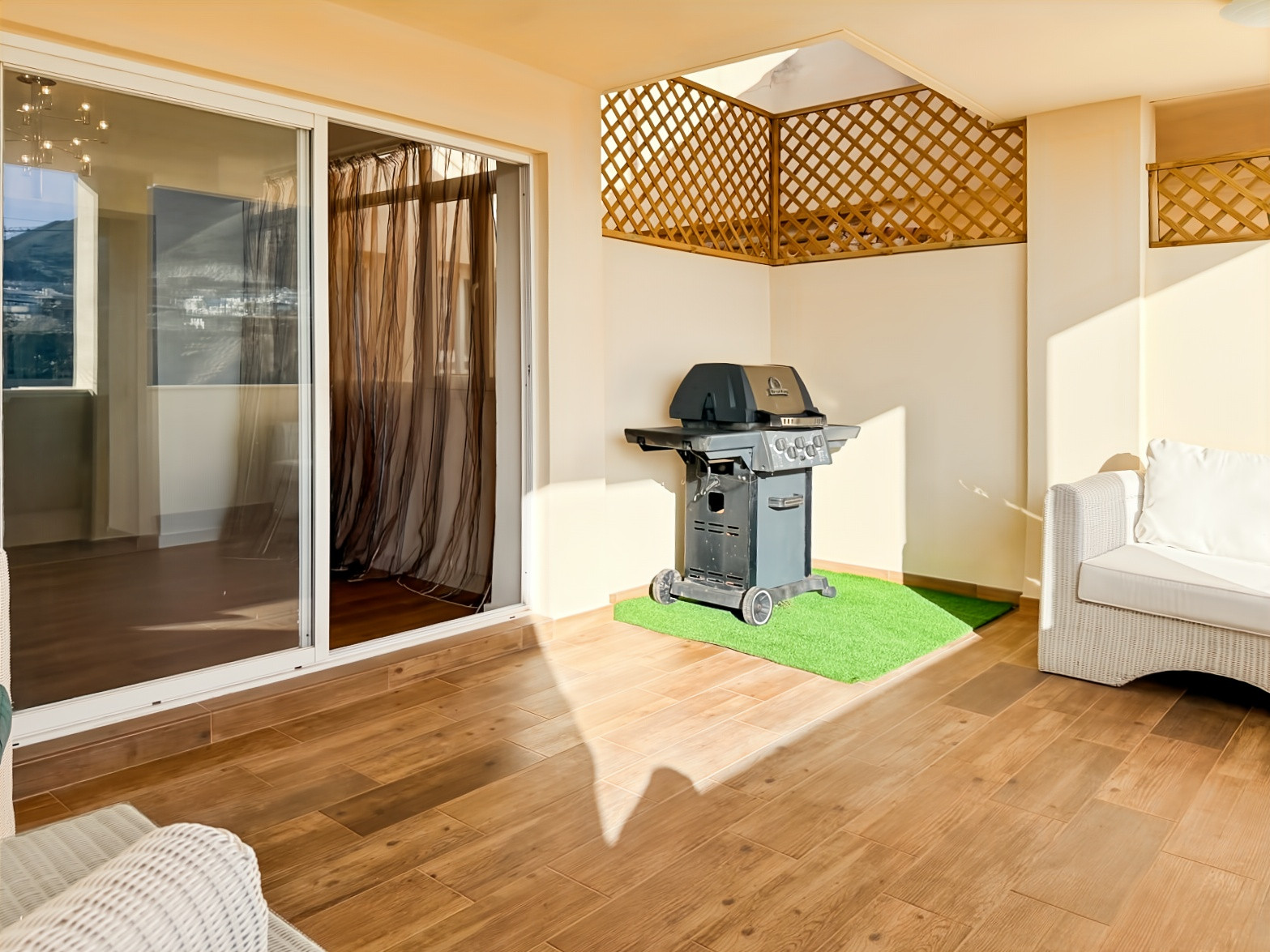 Piso de 2 Dormitorios y 2 Baños en venta en Torreblanca del Sol, Fuengirola
