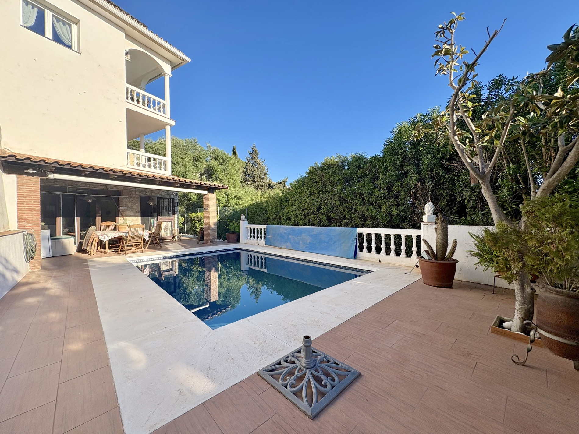 Casa de 5 Dormitorios y 3 Baños en venta en La Cala de Mijas