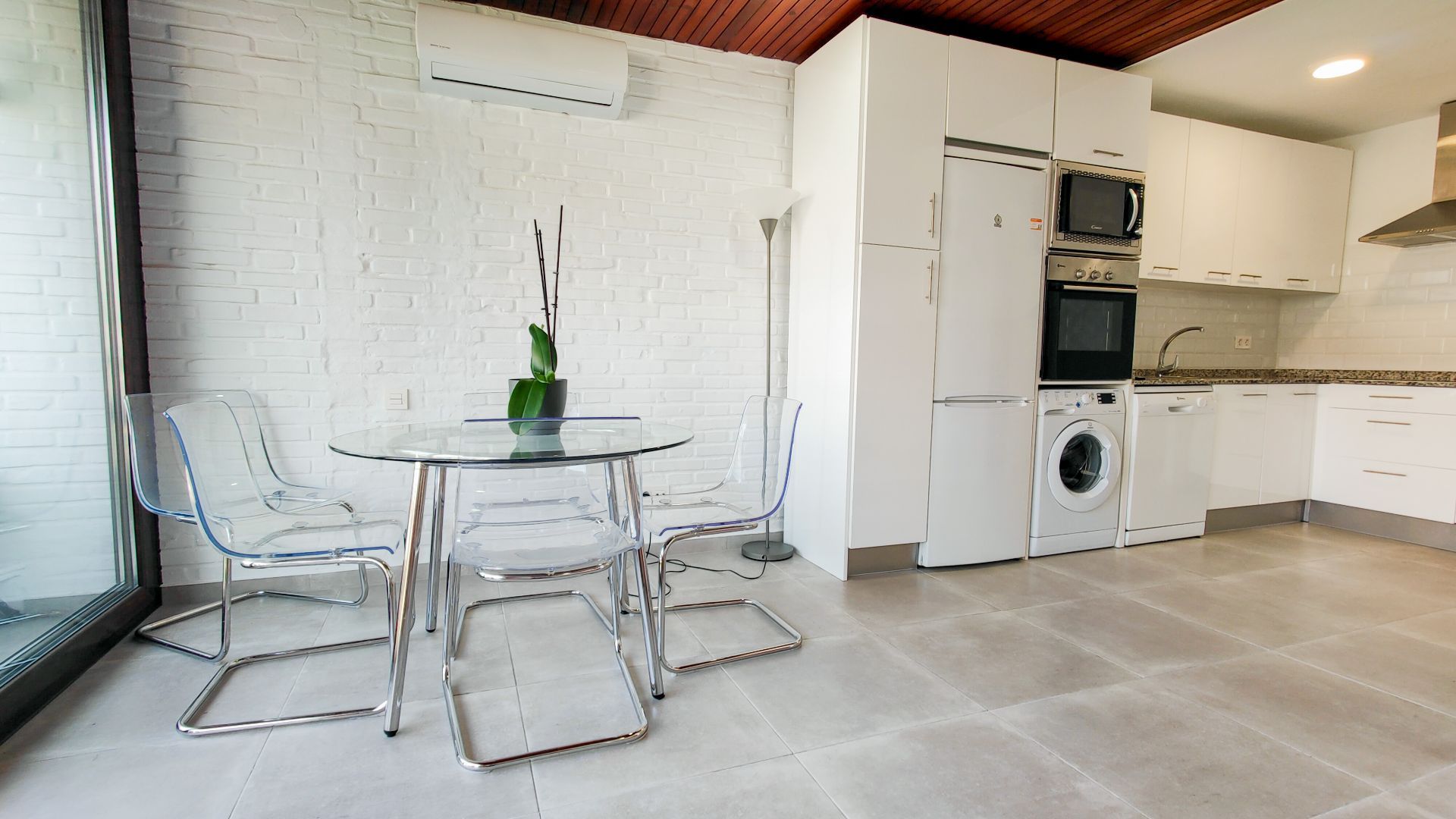 Piso de 2 Dormitorios y 1 Baño en venta en San Pedro de Alcántara