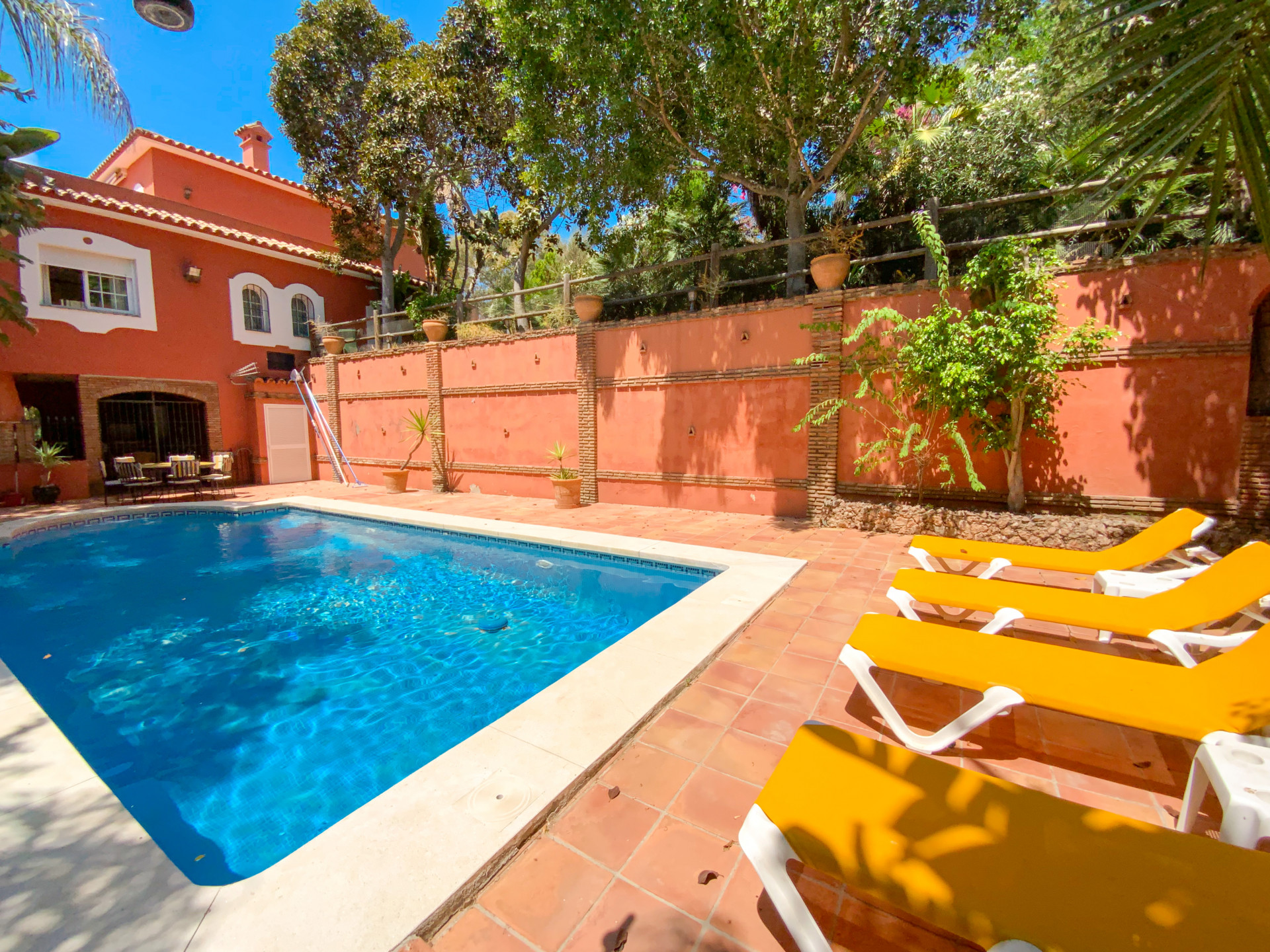 Casa de 6 Dormitorios en venta en Mijas Golf