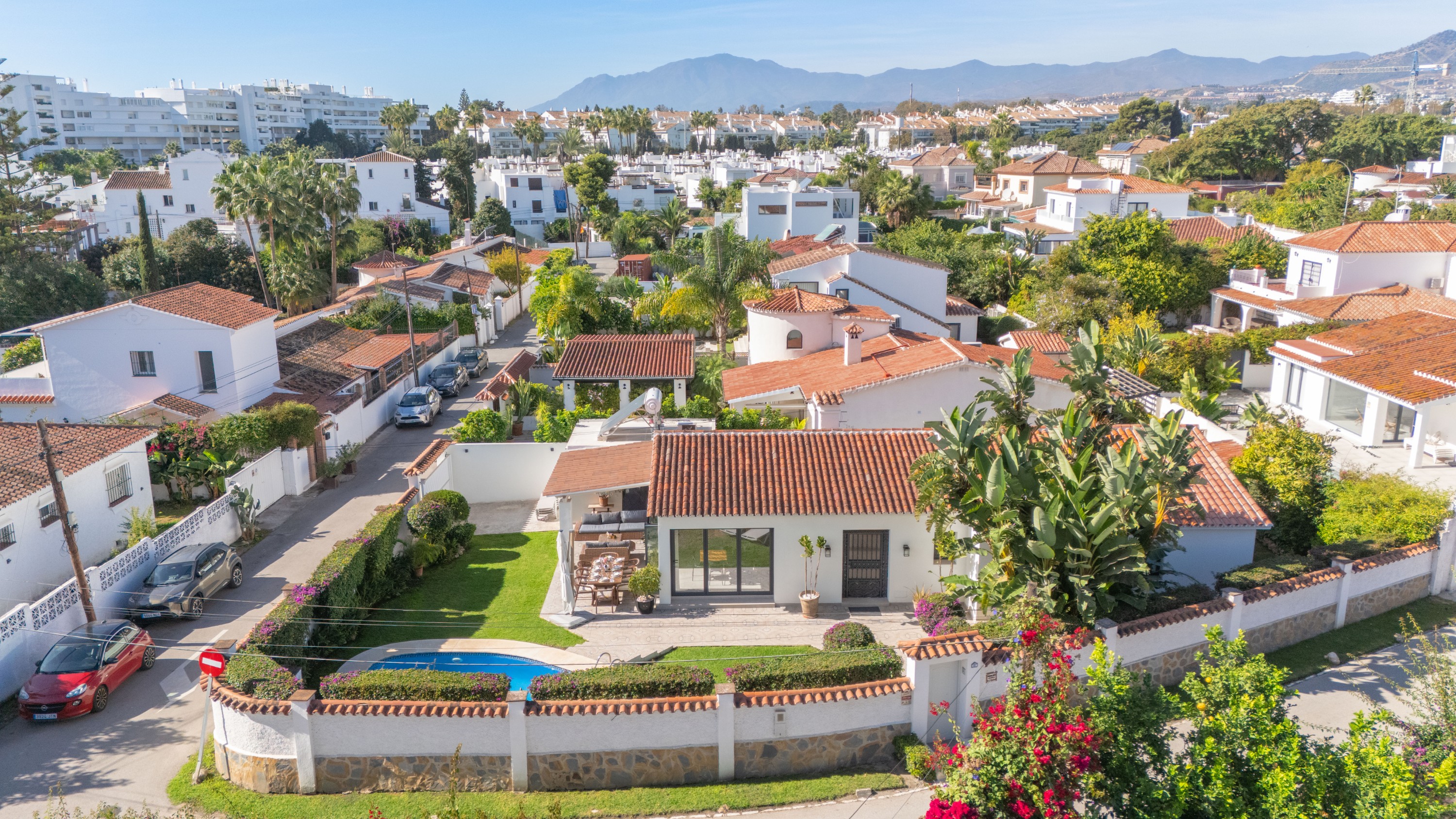 Casa de 4 Dormitorios y 4 Baños en alquiler vacacional en San Pedro de Alcántara