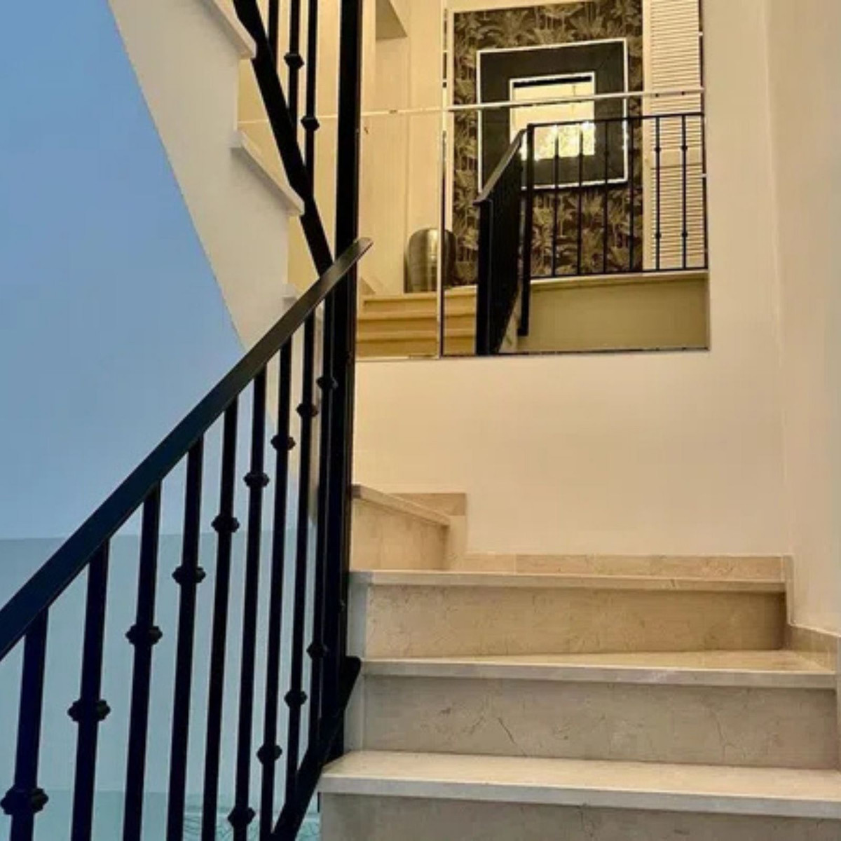 Ático de 3 Dormitorios y 3 Baños en venta en Nueva Andalucía, Marbella