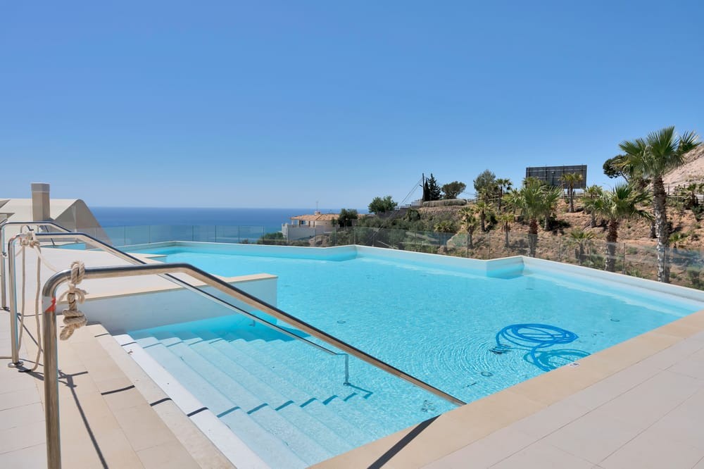 3 Bed - Apartment for Sale in Benalmadena Costa