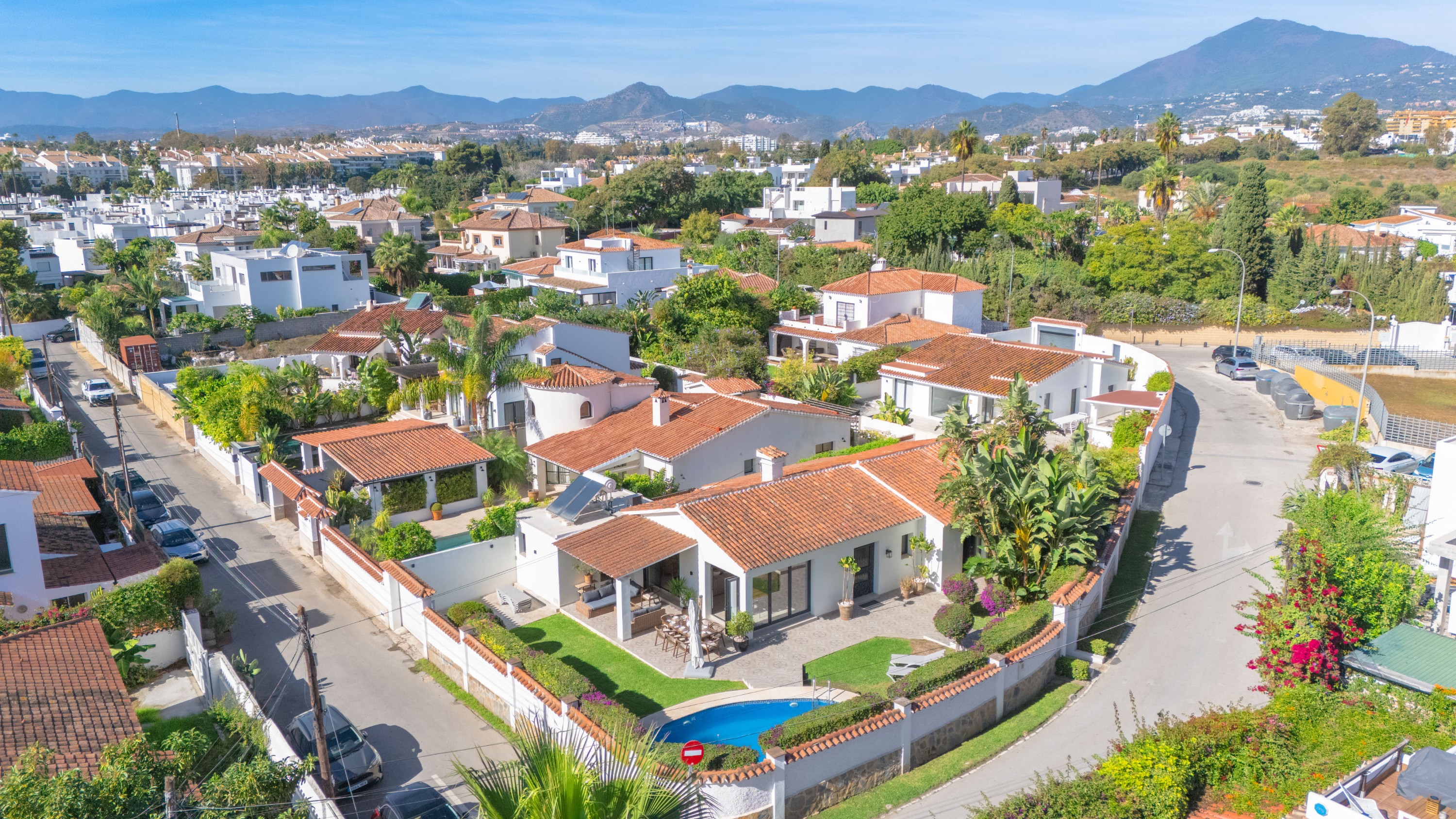Casa de 4 Dormitorios y 4 Baños en alquiler vacacional en San Pedro de Alcántara