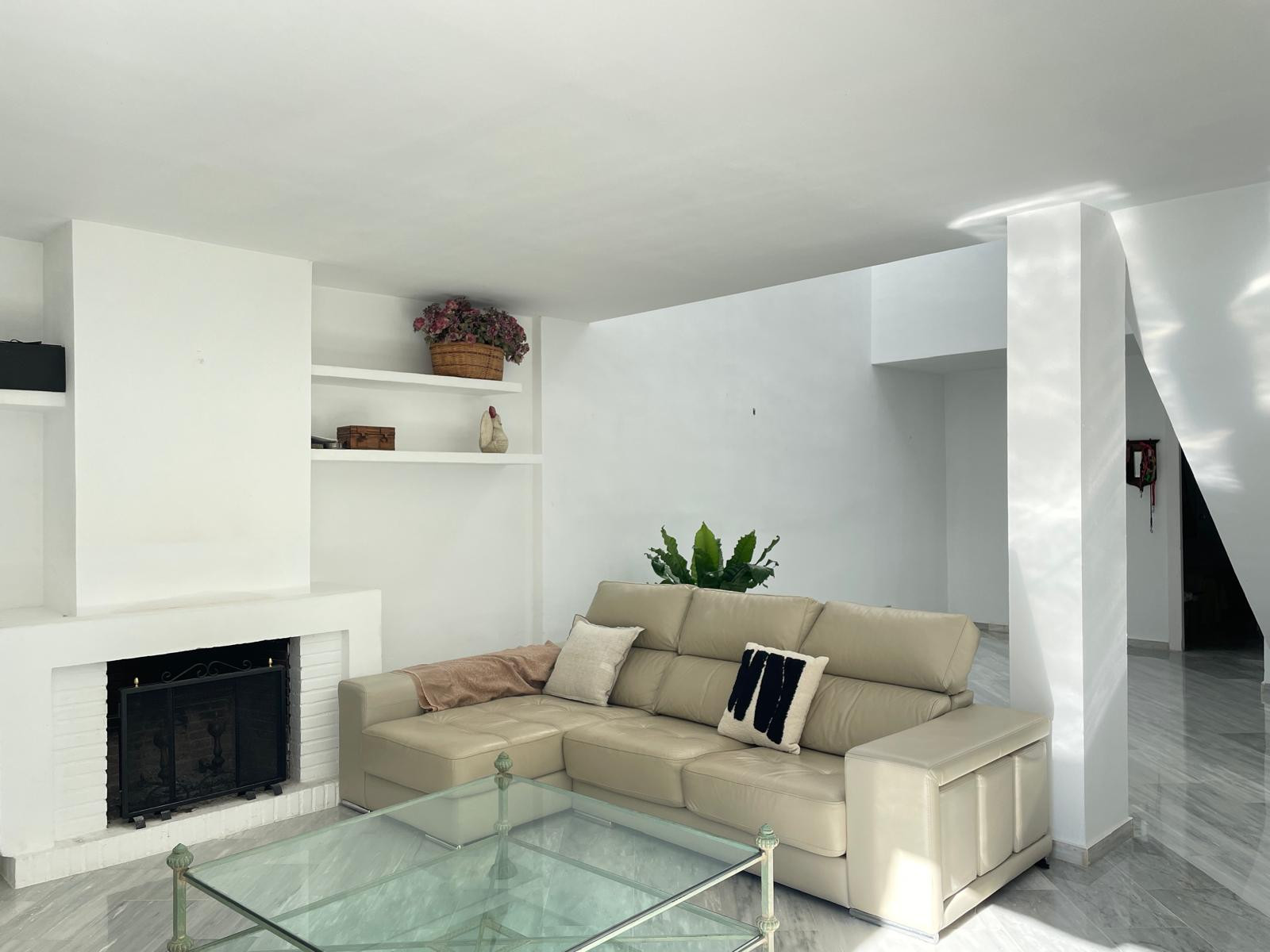 3 Bed - Townhouse for Rent in Estepona
