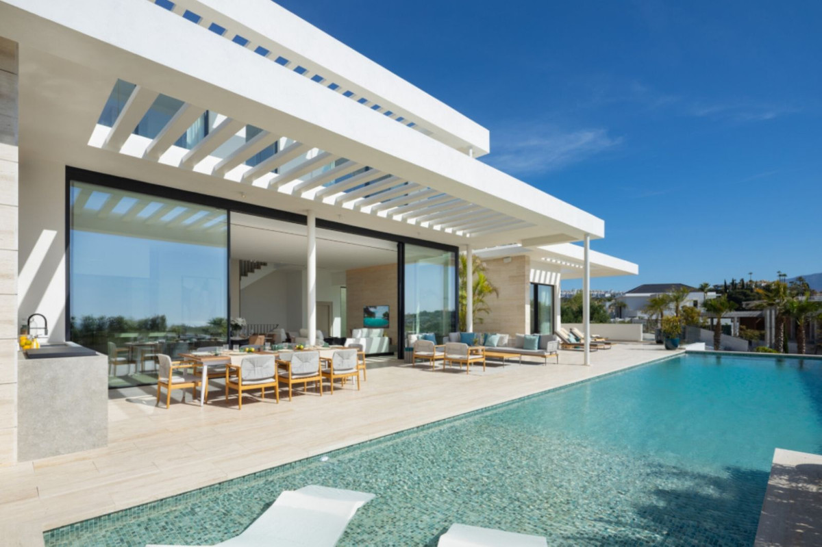 Casa de 6 Dormitorios y 8 Baños en venta en Benahavís
