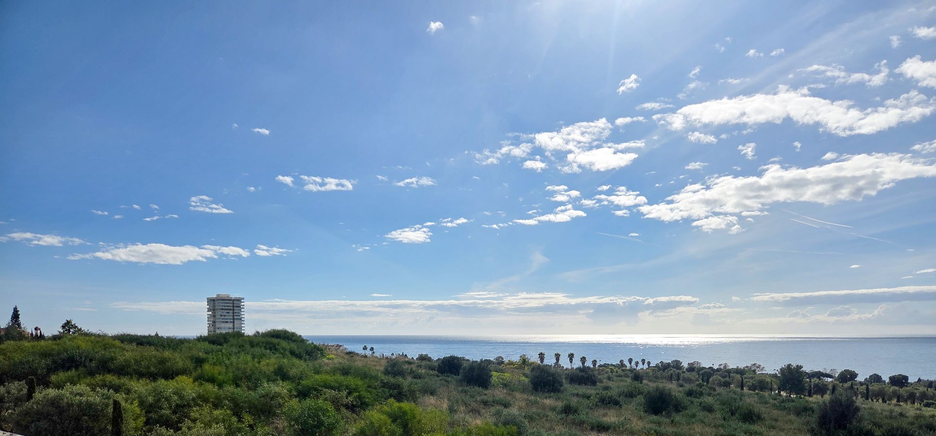 2 Bed - Apartment for Sale in Rio Real, Marbella