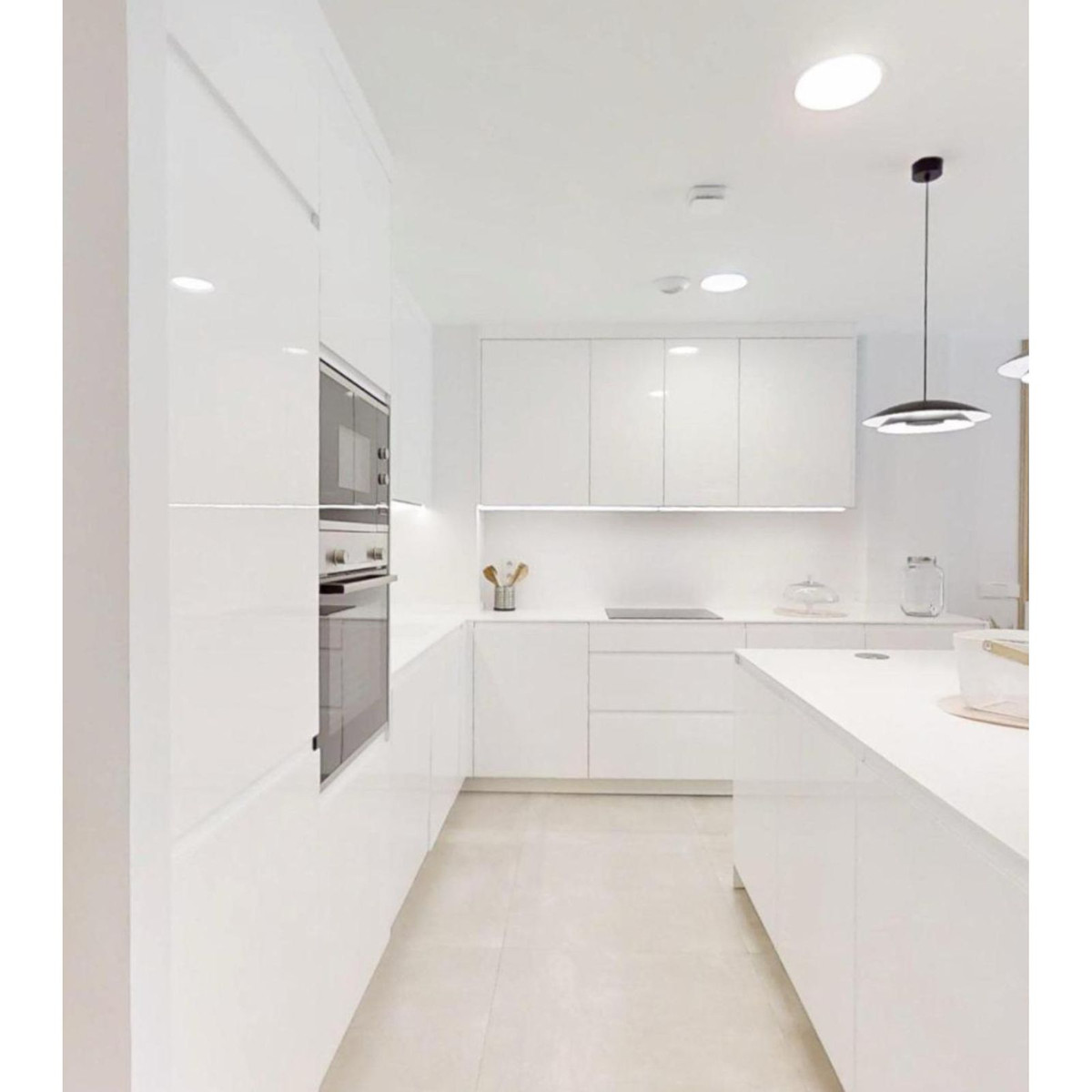Casa Adosada de 3 Dormitorios y 2 Baños en venta en Mijas