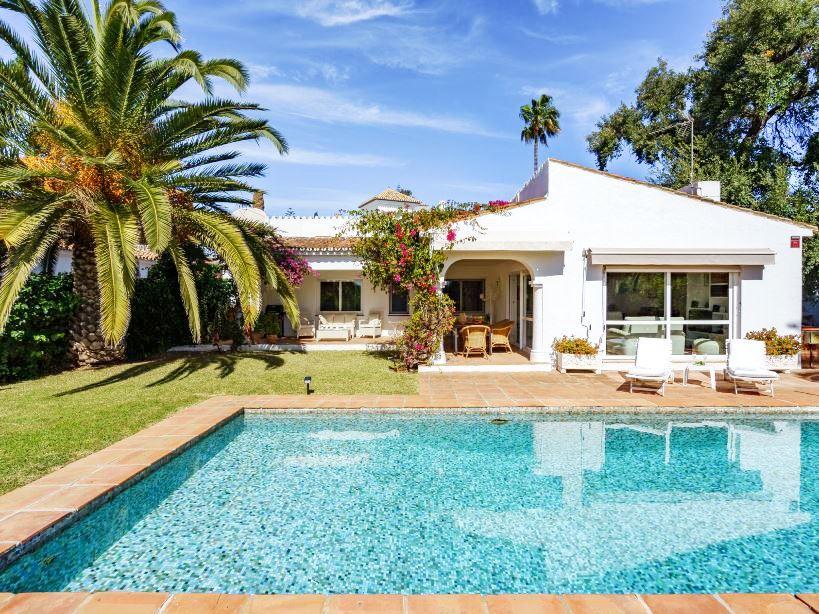Casa de 3 Dormitorios y 3 Baños en alquiler vacacional en Marbella Centro
