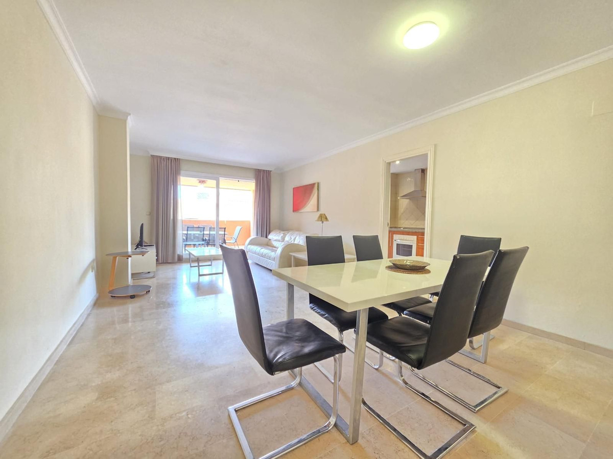 3 кровать 3 ванна Квартира для продажи в Elviria, Marbella