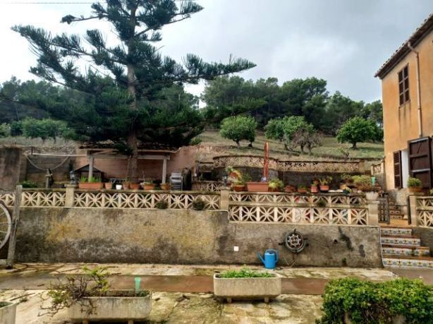 Finca de 5 Dormitorios y 2 Baños en venta en Portocolom