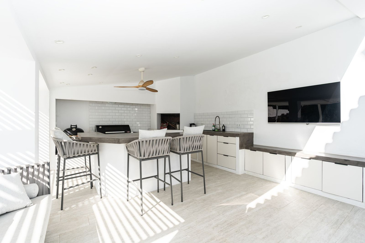 5 кровать Вилла для продажи в Atalaya, Estepona