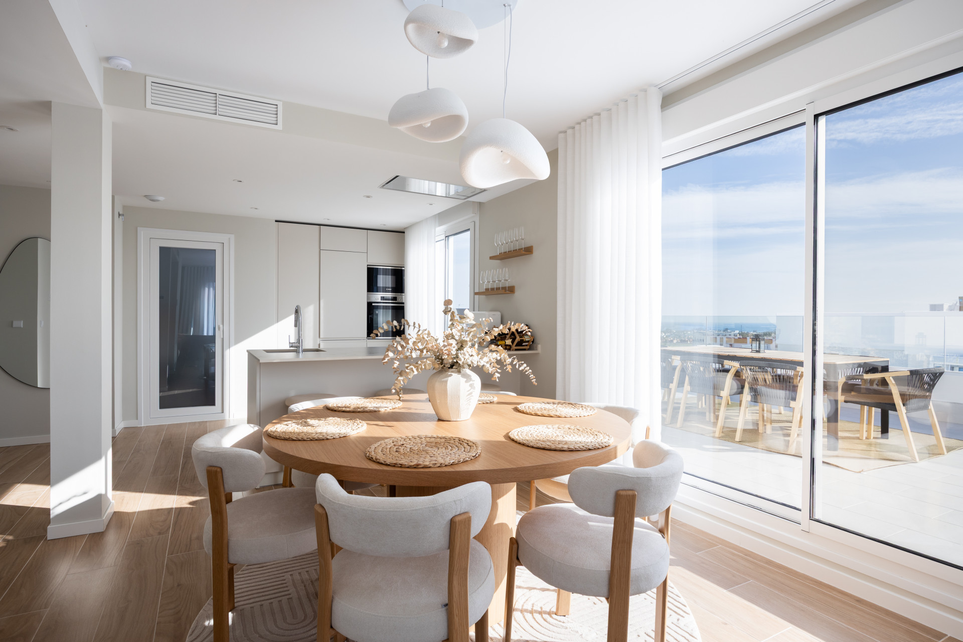4 спални - Пентхаус за продажба в Nueva Andalucia, Marbella