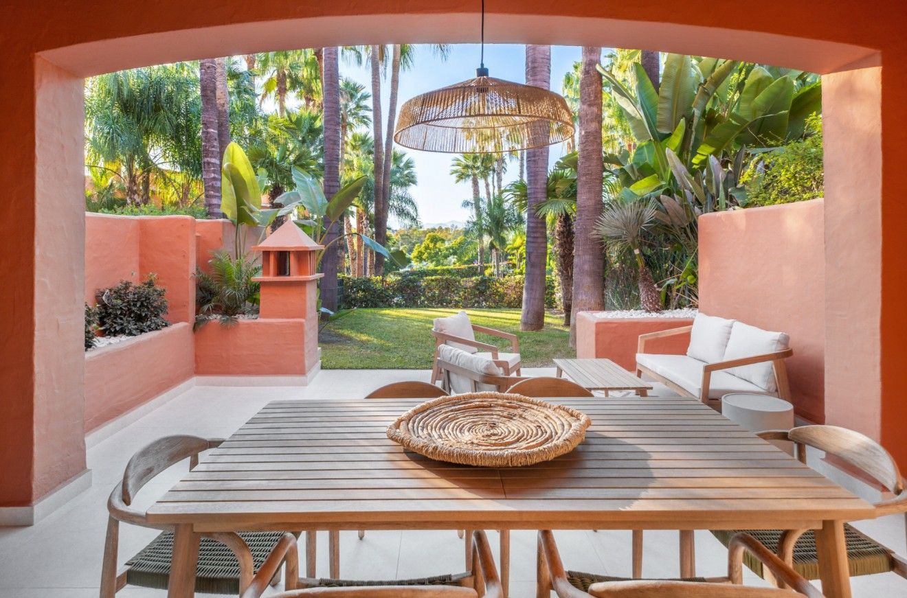 4 Bed, 4 Bath - Townhouse for Sale in Marbella Golden Mile