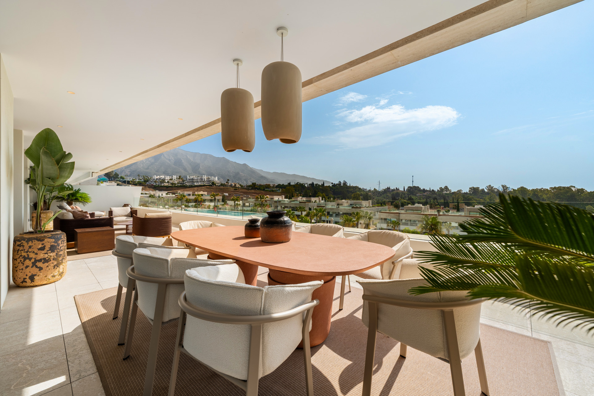 Casa de 4 Dormitorios y 4 Baños en venta en Milla de Oro, Marbella