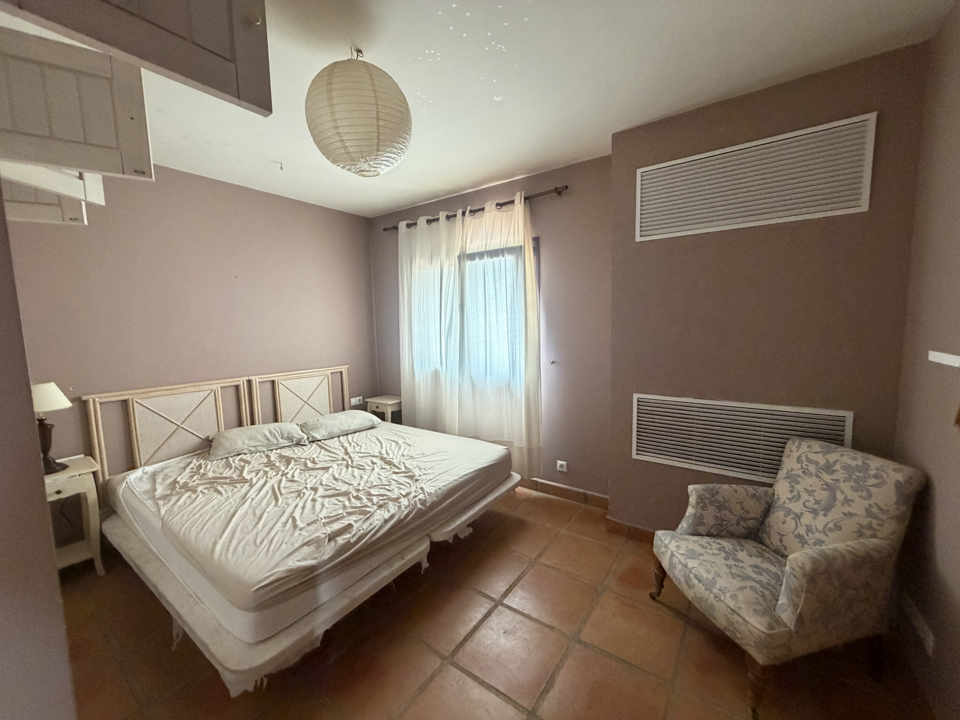 Casa de 5 Dormitorios en venta en Valtocado, Mijas