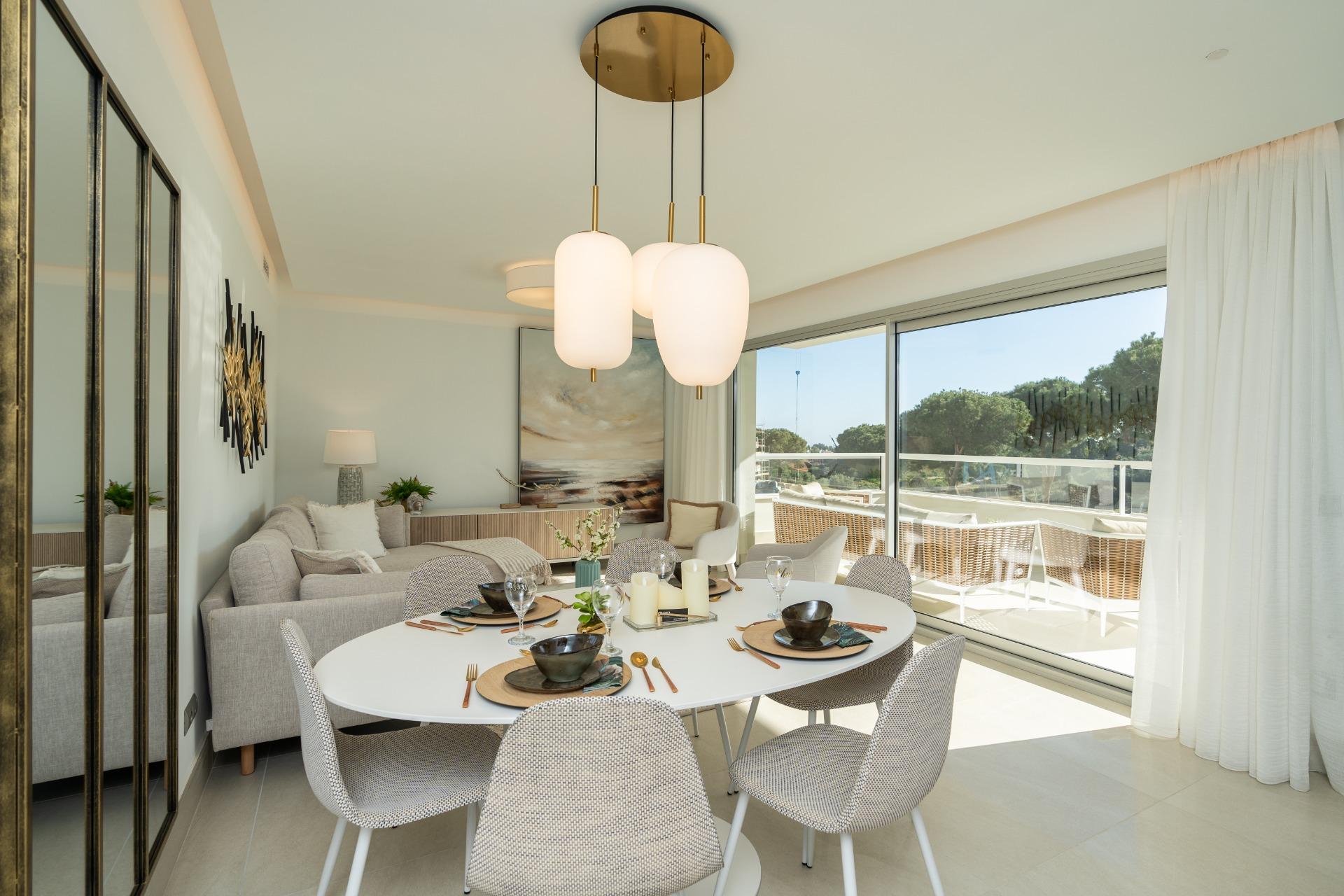 Piso de 2 Dormitorios en venta en La Cala Golf, Mijas