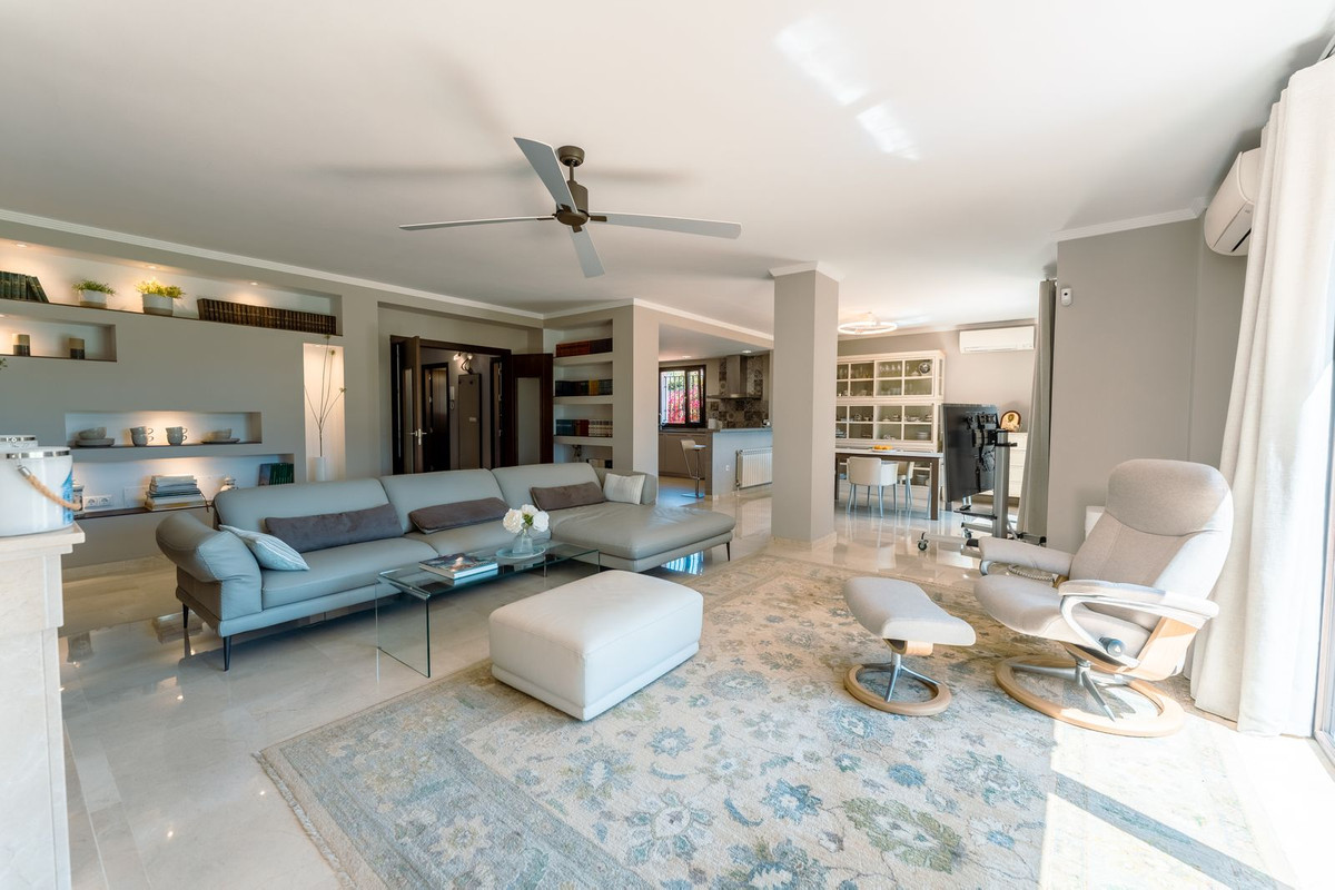 5 кровать Вилла для продажи в Guadalmina Alta, San Pedro de Alcántara