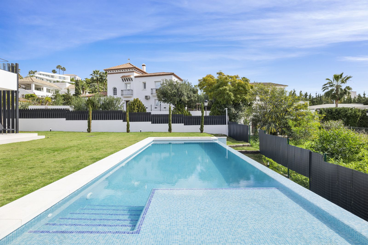 Casa de 4 Dormitorios en venta en Benahavís
