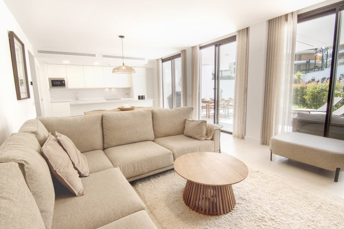 Piso de 4 Dormitorios en venta en Benalmádena Costa