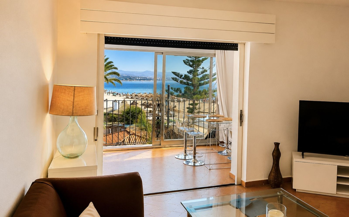 Piso de 1 Dormitorio y 1 Baño en venta en Puerto Banús