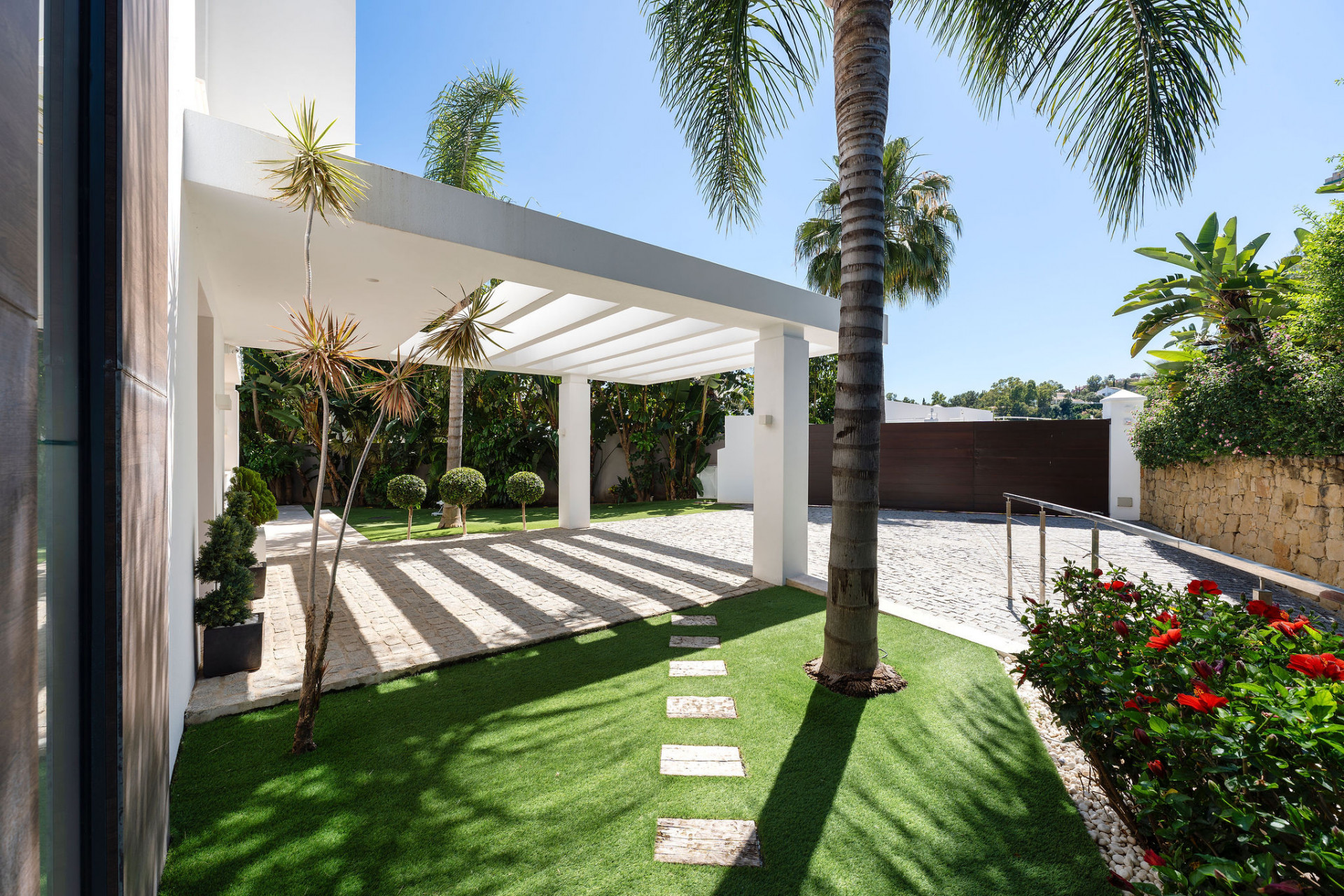 Casa de 5 Dormitorios en venta en La Quinta, Benahavís