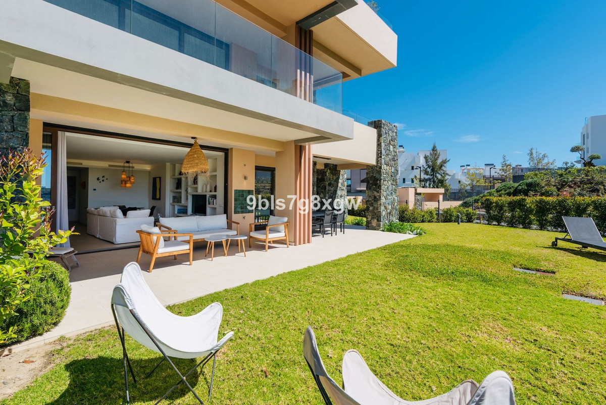 Piso de 3 Dormitorios y 2 Baños en venta en La Quinta, Benahavís