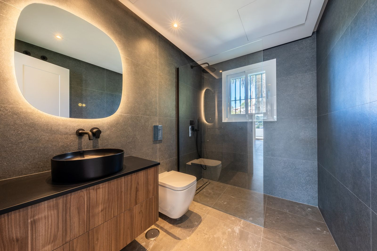 3 спални - Апартамент за продажба в La Quinta, Benahavis