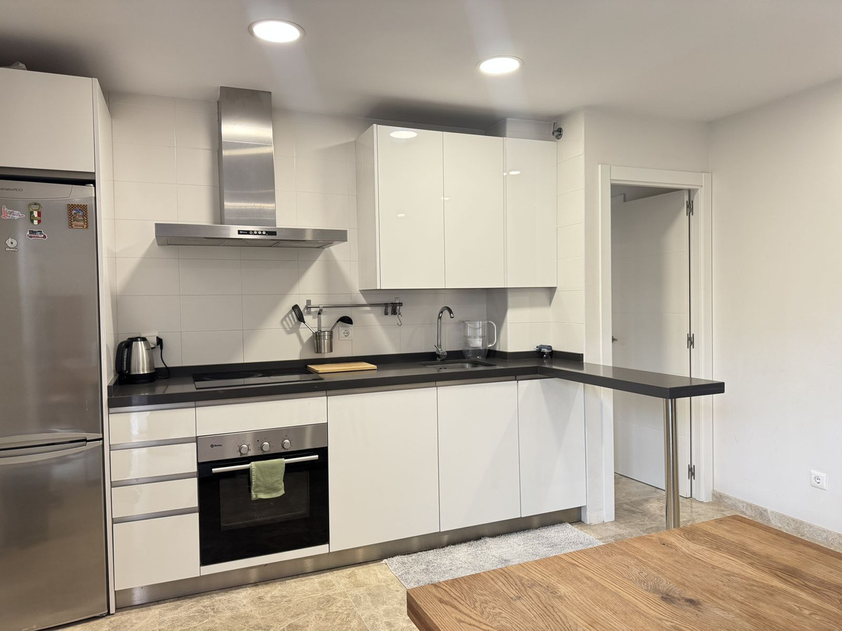 2 Bed, 2 Bath - Apartment for Sale in Nueva Andalucia, Marbella