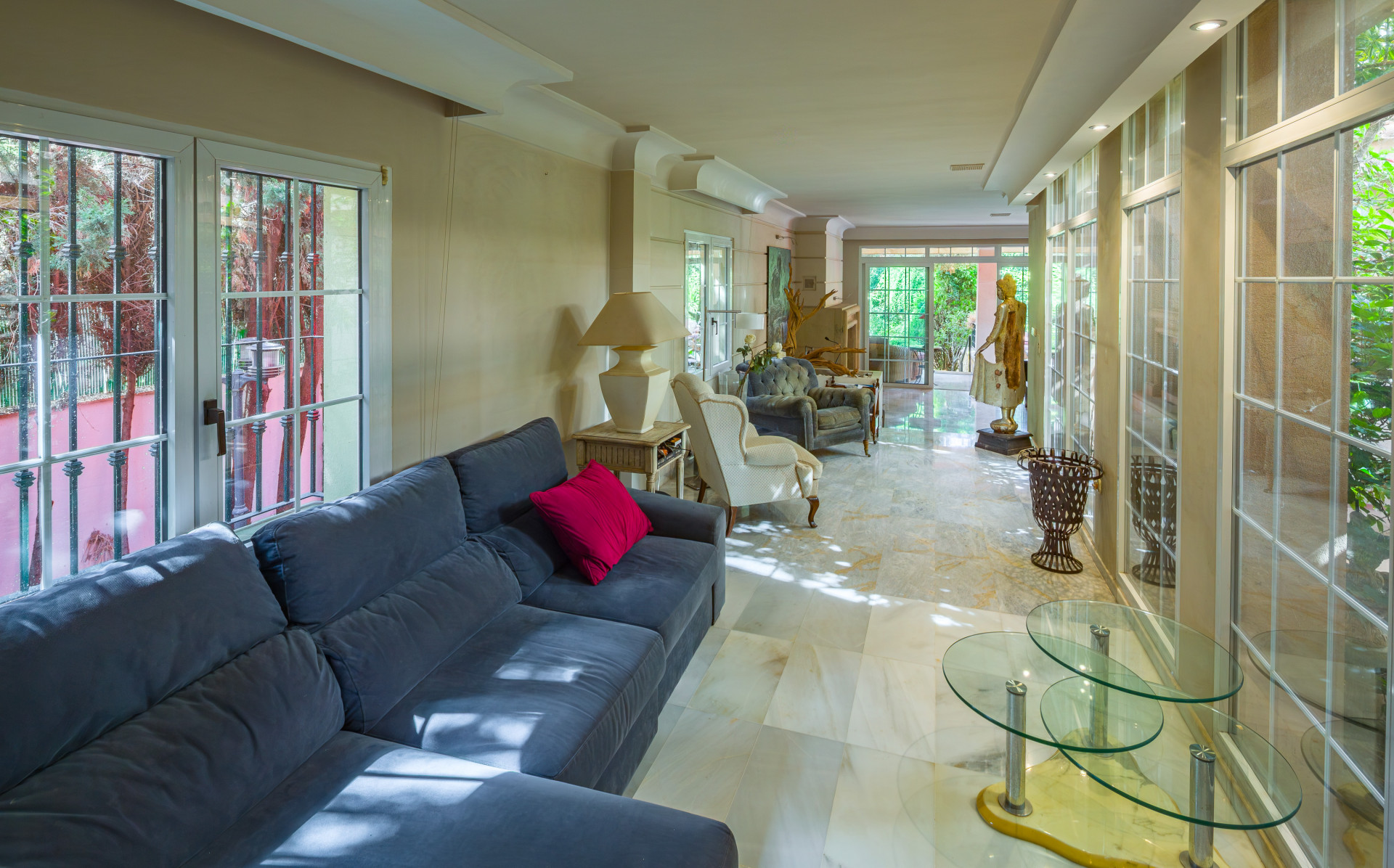 6 спални, 4 бани - Вила за продажба в Marbella Centre