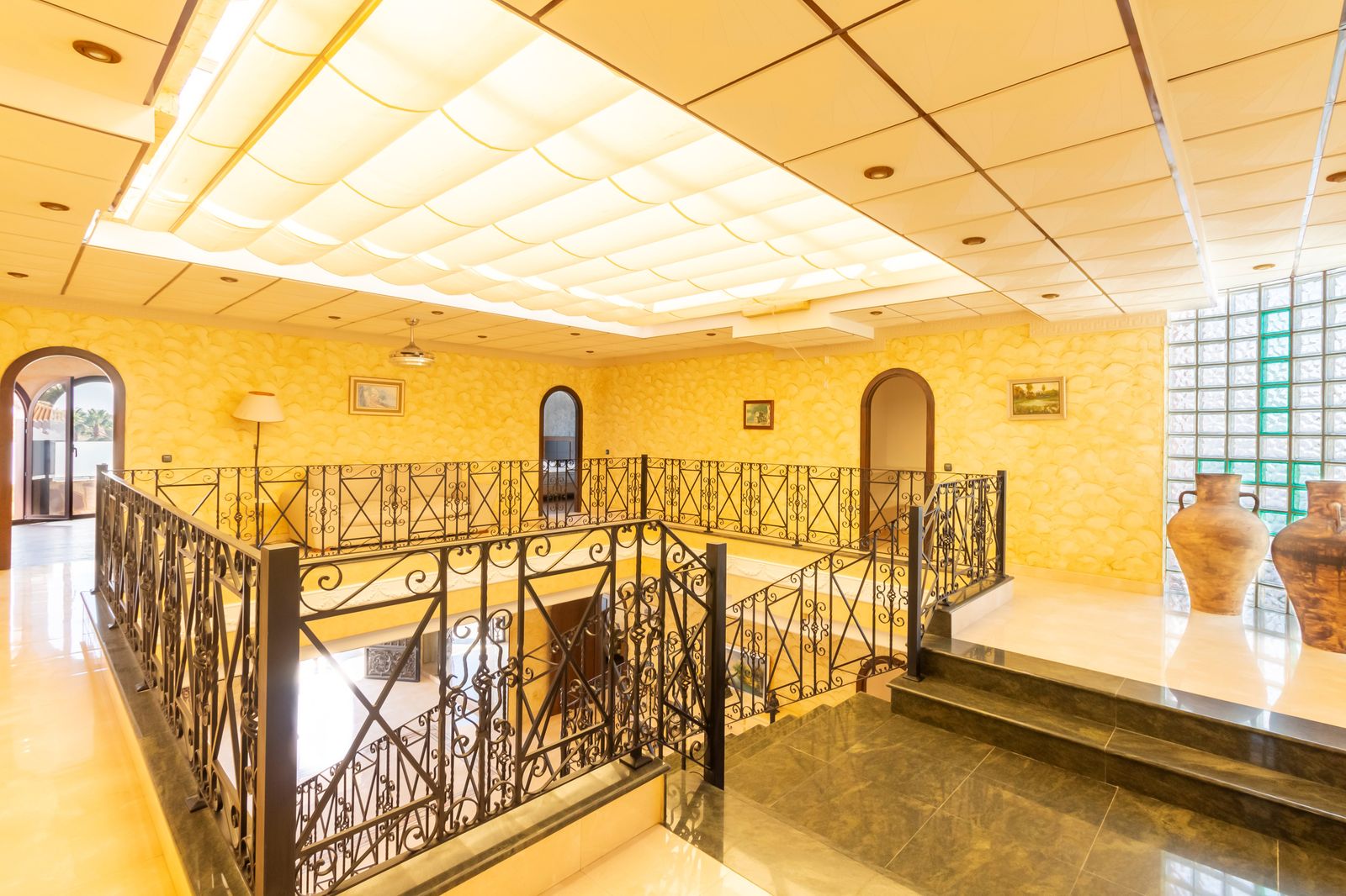 Casa de 4 Dormitorios y 6 Baños en venta en Orihuela Costa