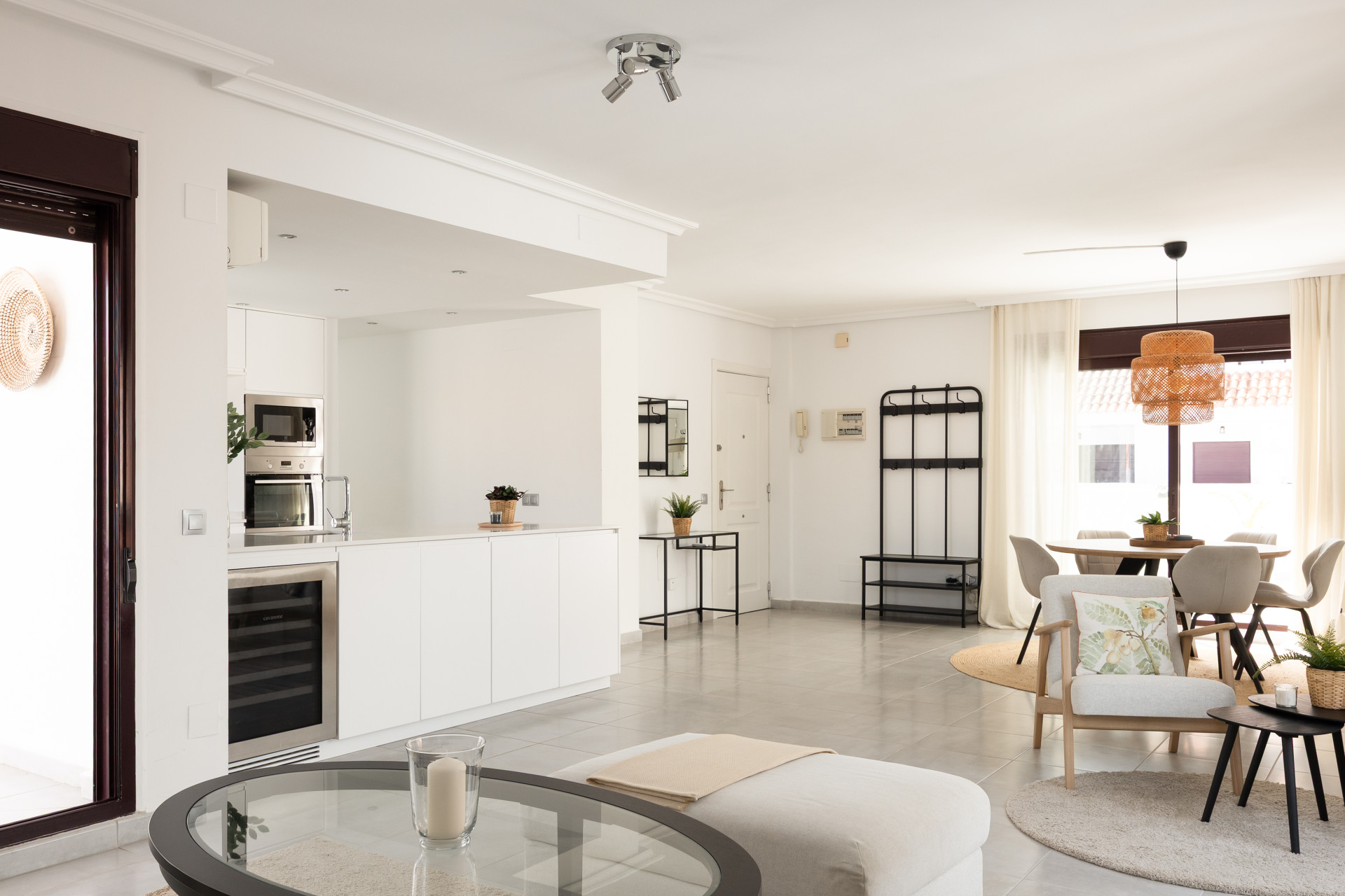 4 Bed, 2 Bath - Penthouse for Sale in Nueva Andalucia, Marbella
