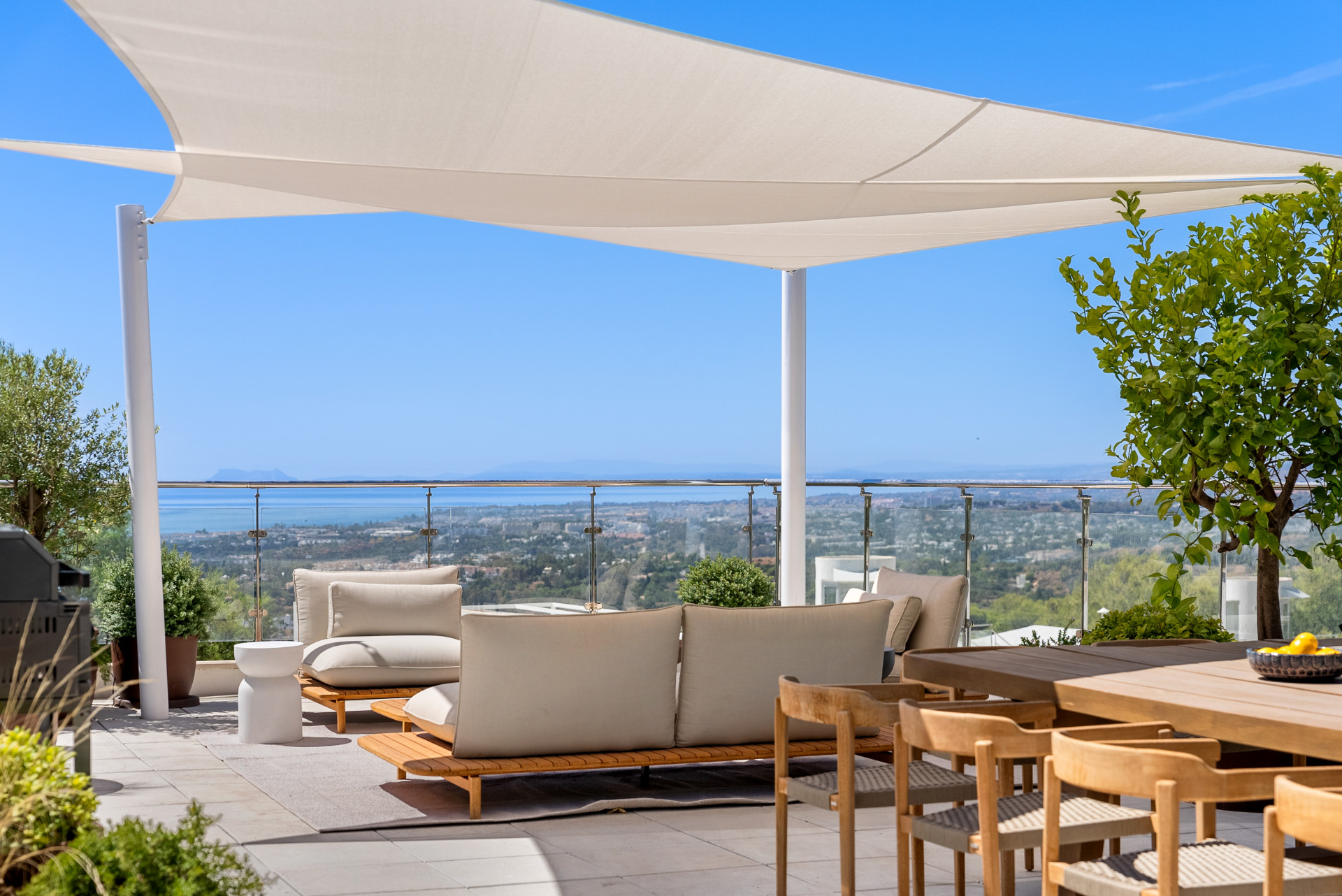 Casa de 3 Dormitorios y 4 Baños en venta en Sierra Blanca, Marbella