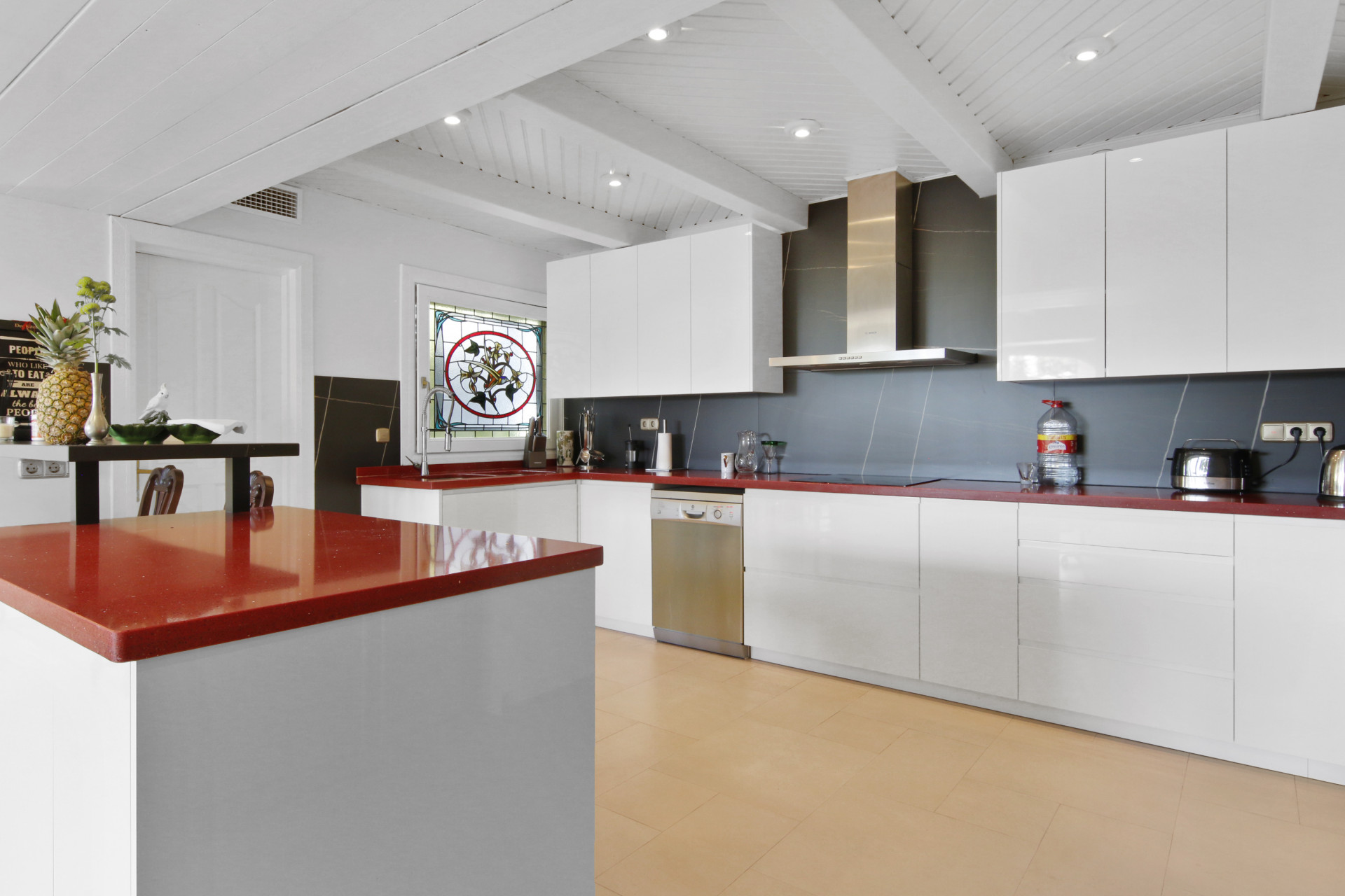 Casa de 5 Dormitorios y 6 Baños en venta en Benahavís