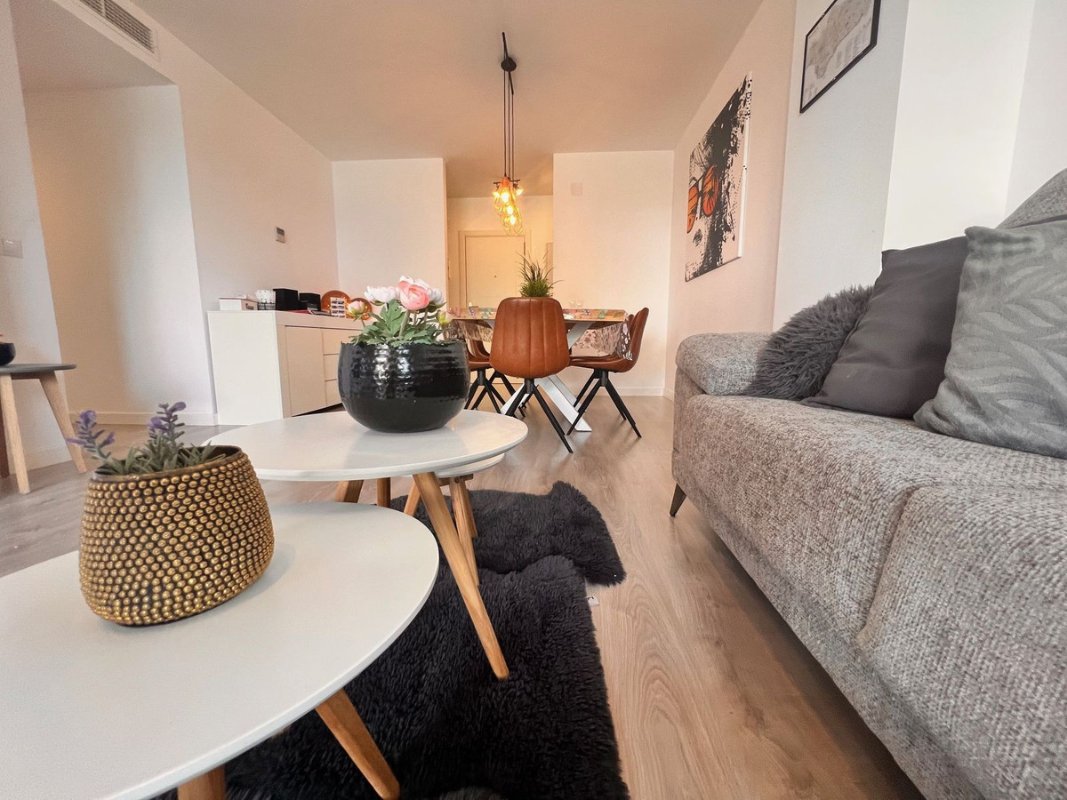 3 спални - Апартамент за продажба в Nueva Andalucia, Marbella