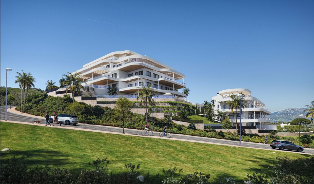2 Bed, 2 Bath - Apartment for Sale in Cerros del Aguila, Mijas