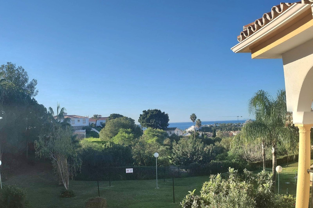 Piso de 2 Dormitorios y 1 Baño en venta en El Faro, Mijas