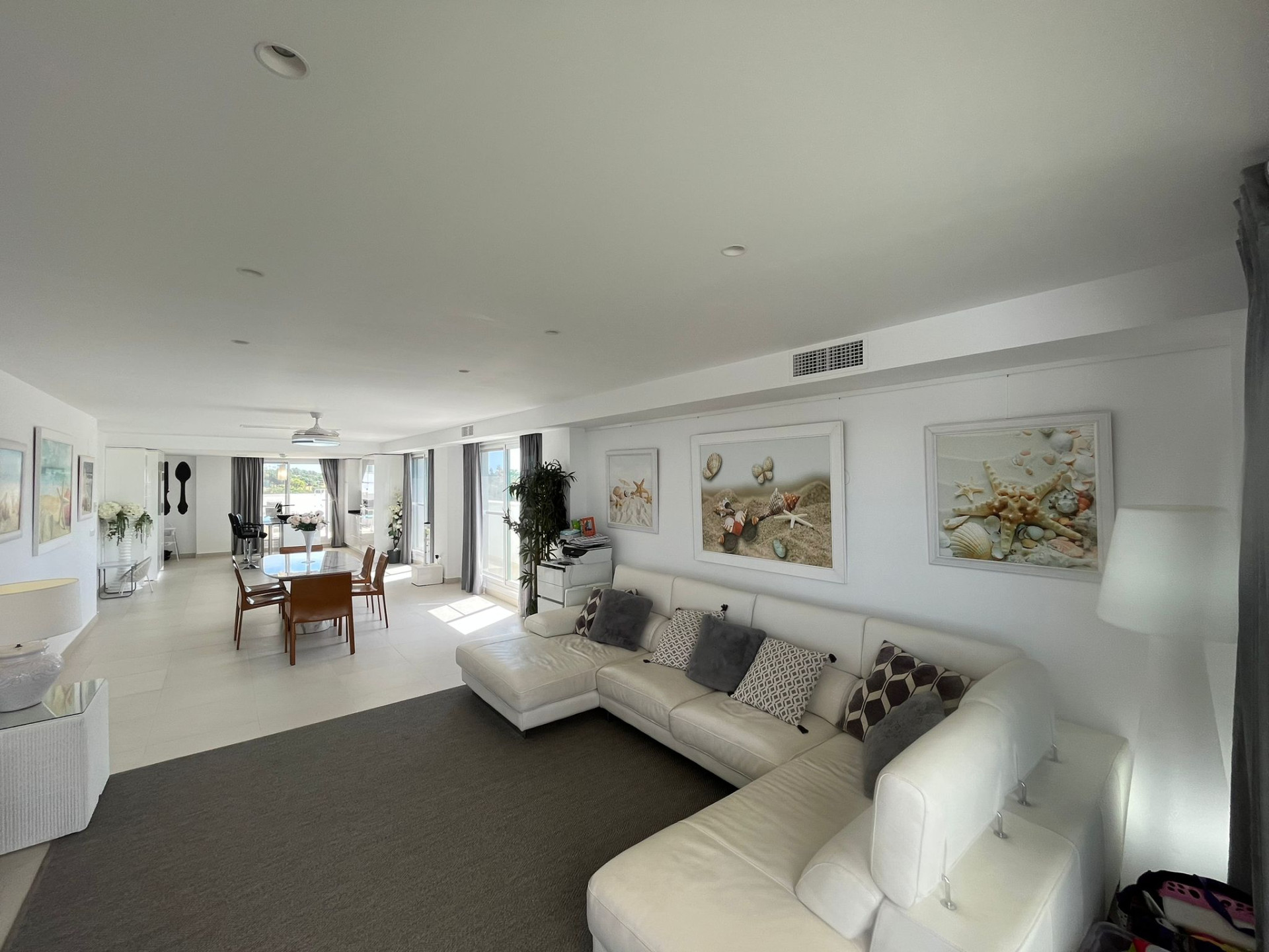 Ático de 3 Dormitorios y 4 Baños en venta en Sotogrande