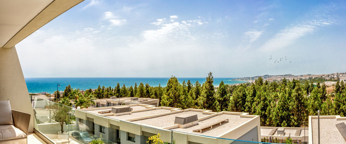Casa Adosada de 3 Dormitorios en venta en Mijas