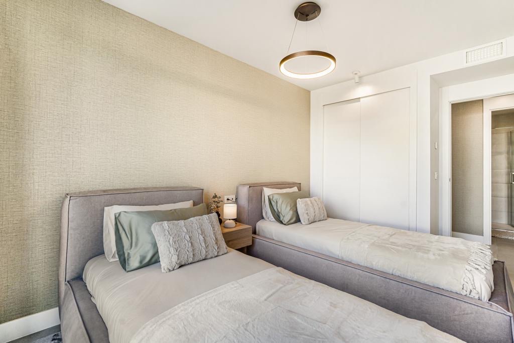 Ático de 3 Dormitorios en alquiler vacacional en Artola, Marbella
