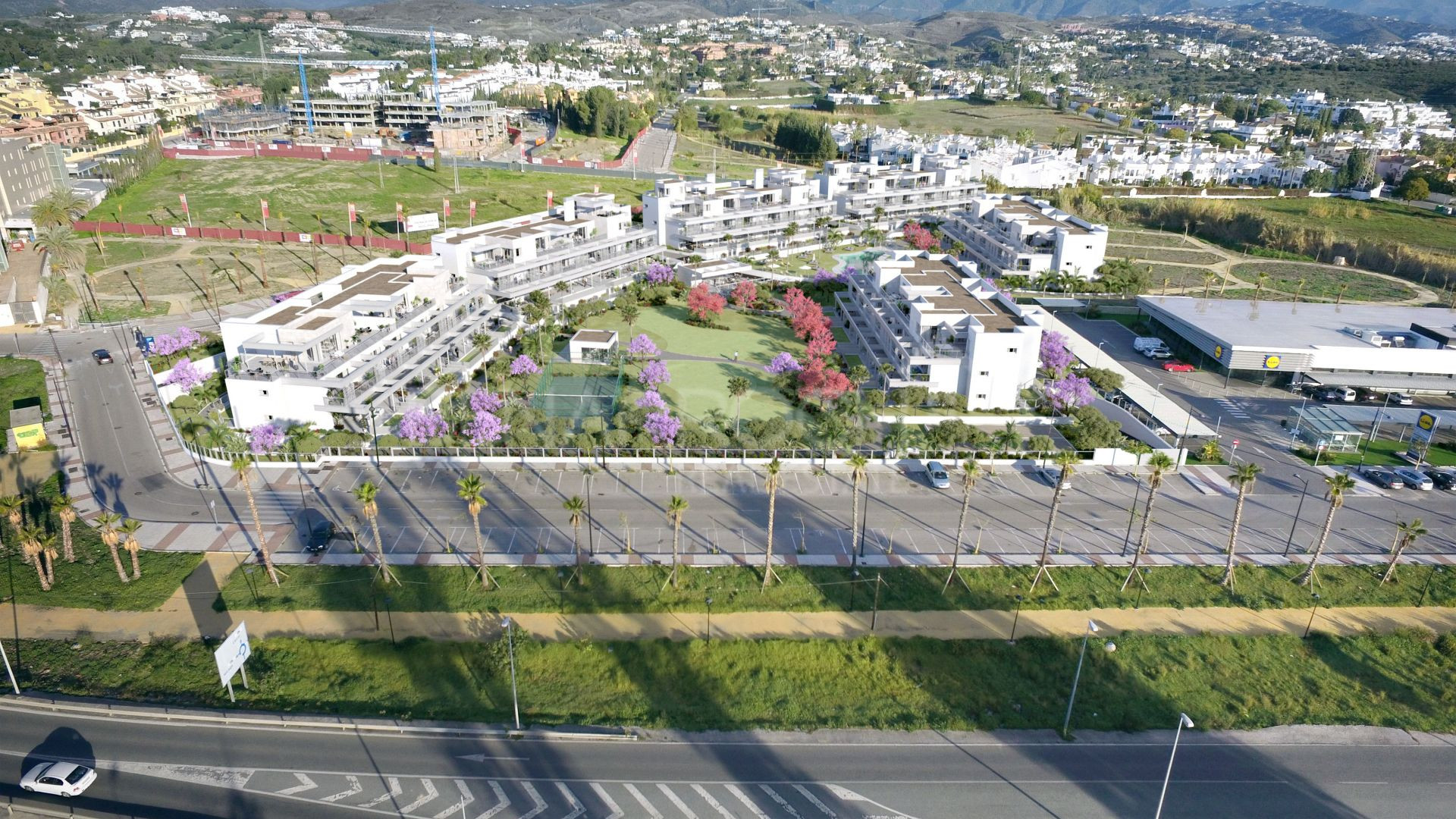 Piso de 2 Dormitorios y 2 Baños en alquiler en Cancelada, Estepona