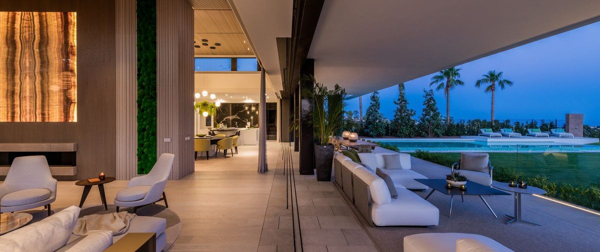 6 Bed, 6 Bath - Villa for Sale in Benahavis