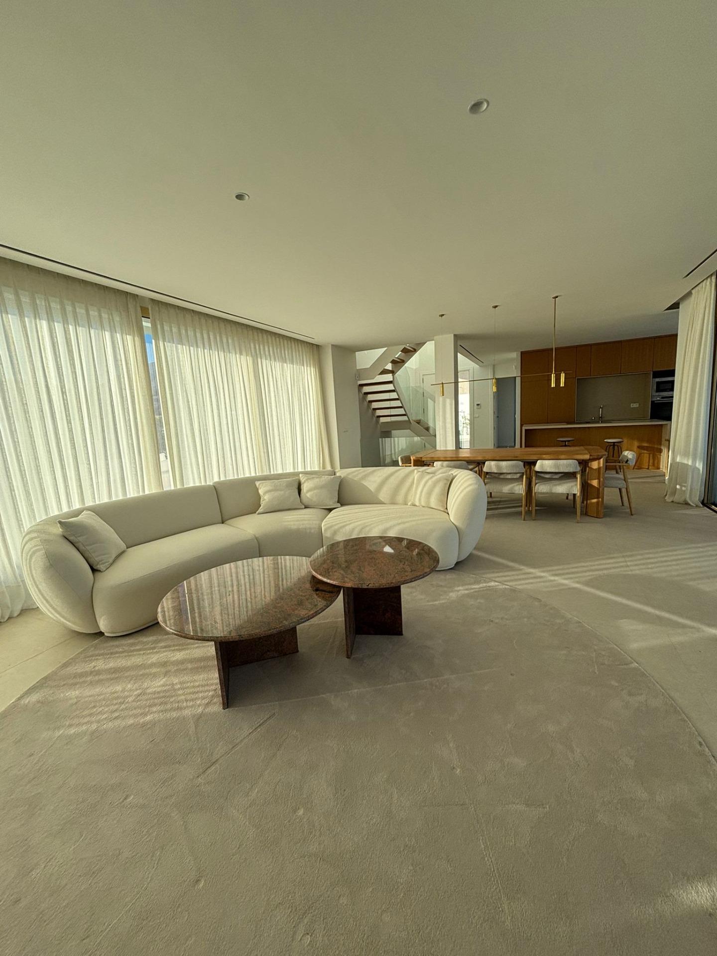 Casa de 6 Dormitorios en venta en Benalmádena Costa