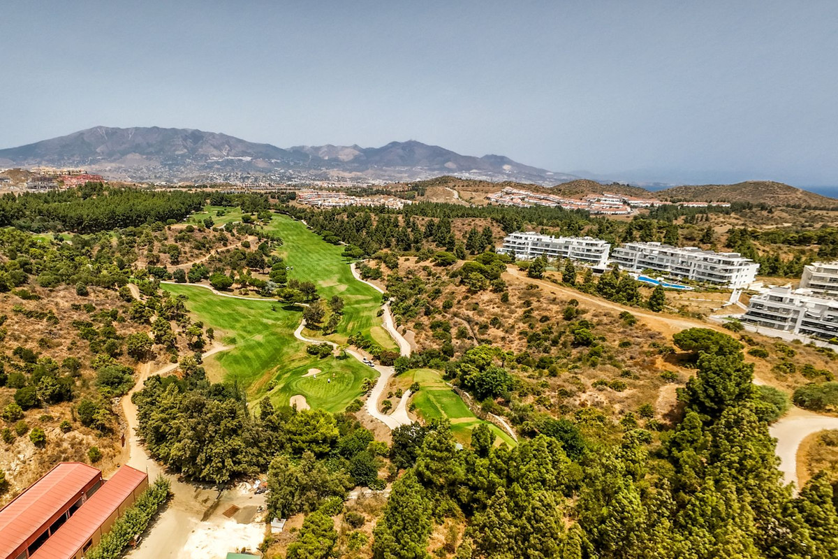 Casa Adosada de 3 Dormitorios en venta en Mijas
